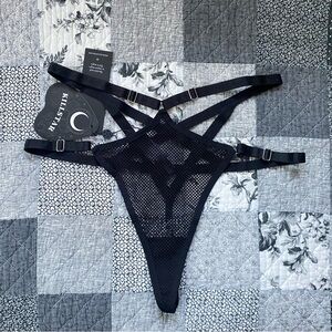 killstar black casting fishnet mesh pentagram panties — size large